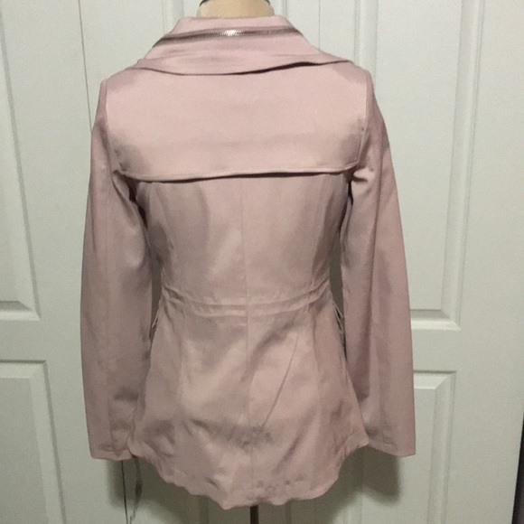 Women’s Jacket - Picture 5 of 6